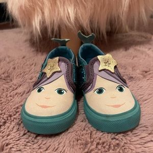 Mermaid vans for baby